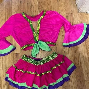 TWO PIECE GIRLS CHEER, SKATING, DANCE, TAP, JAZZ, SALSA, FLAG TWIRLING COSTUME